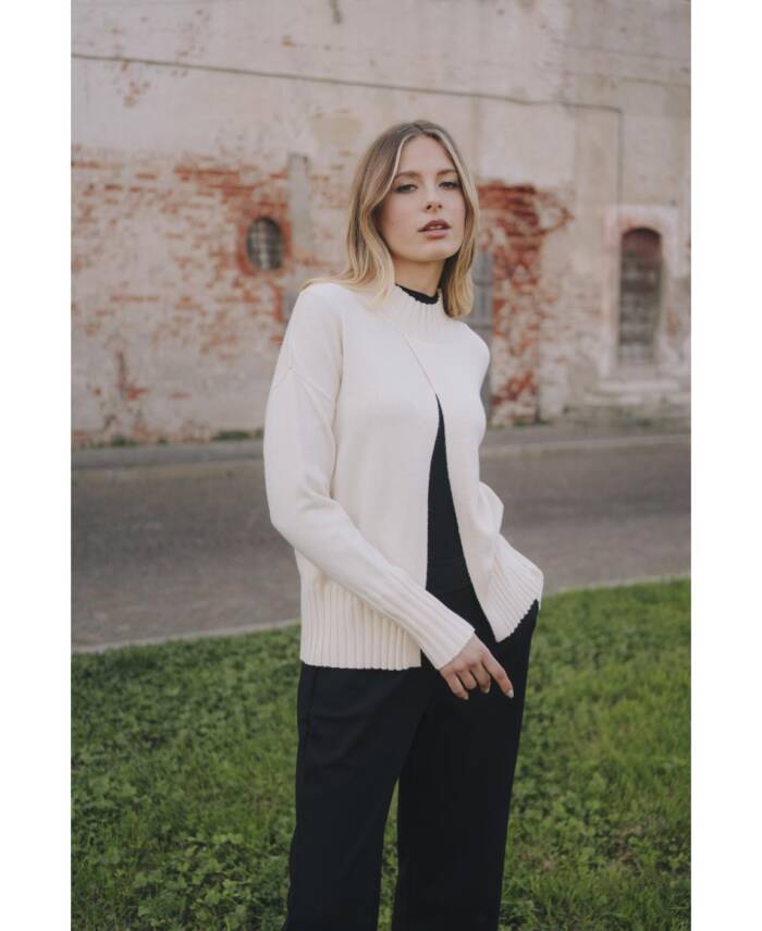 SARITA SWEATER